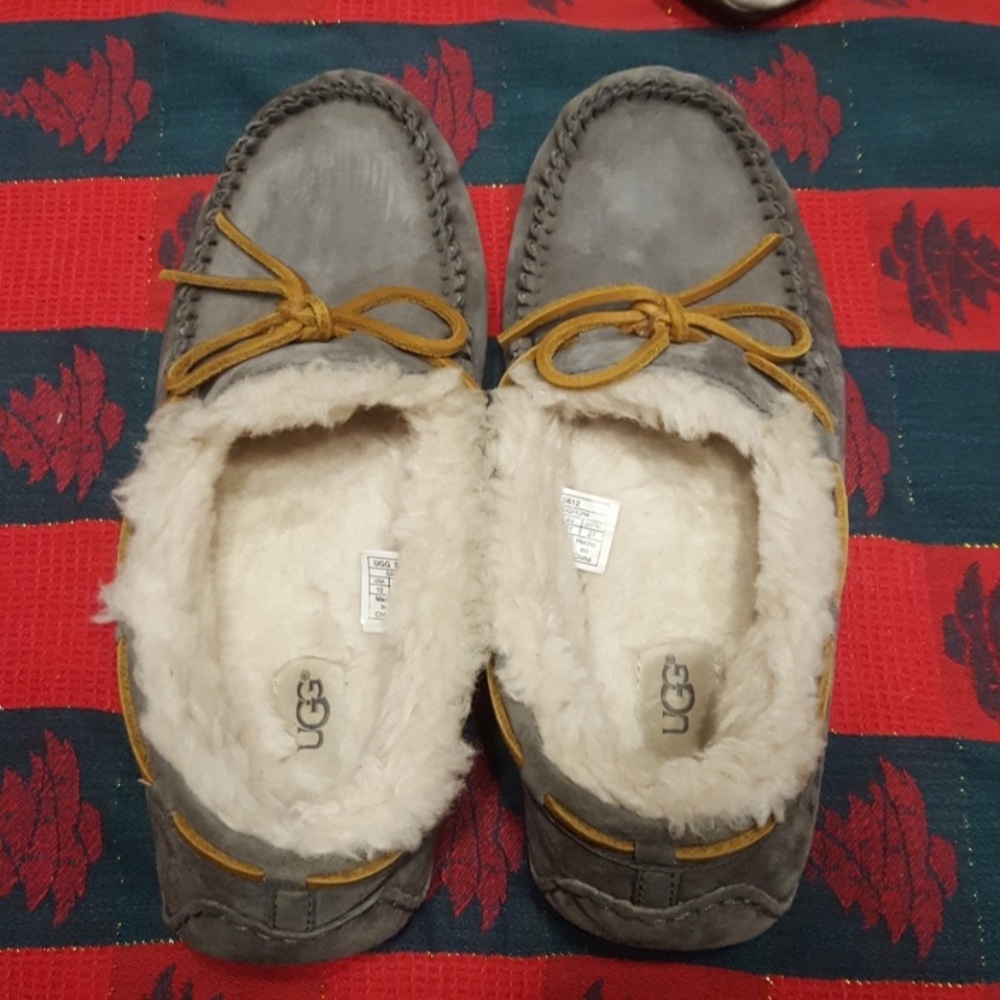 Ugg Ainsley slipper